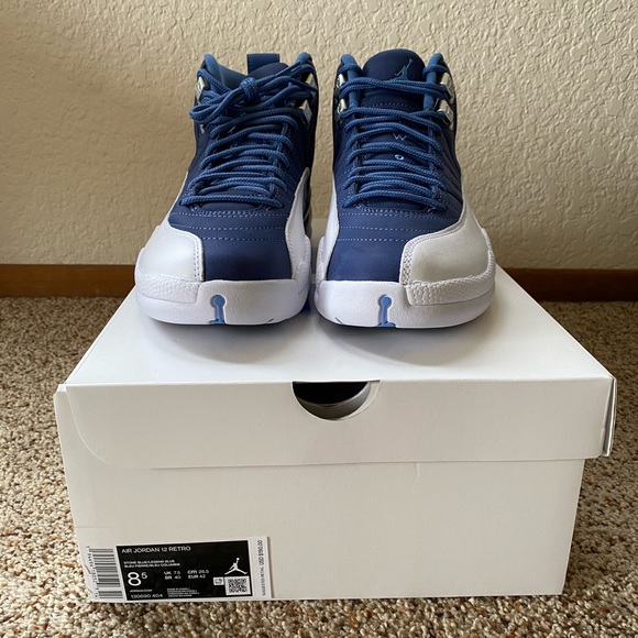 Retro 'Air Jordan 12 Retro 'Indigo' 8.5 - Picture 3 of 3